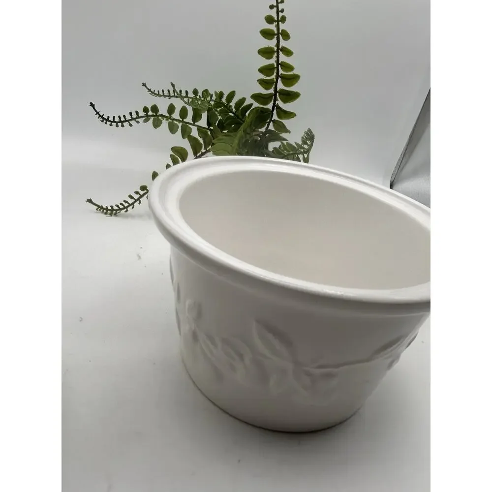 Round White Ceramic Embossed Fruit Lidded Box 5.2